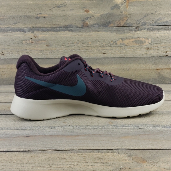 Nike Tanjun SE Sportswear Running Shoes NEW - Picture 6 of 8
